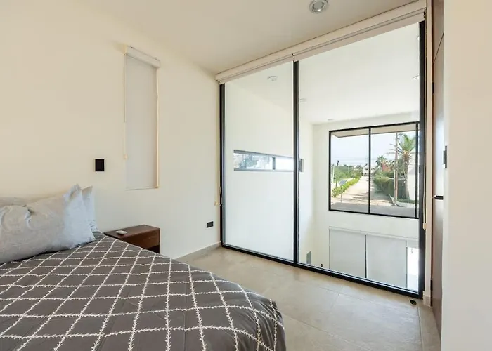 Modern 2br Close To Downtown Cabo Сasa de vacaciones Cabo San Lucas