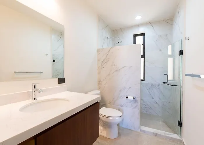 Сasa de vacaciones Modern 2br Close To Downtown Cabo *